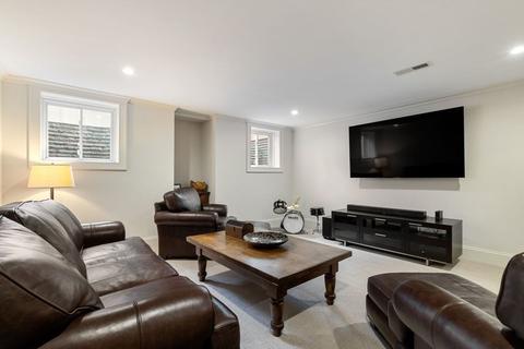 48 Macarthur Rd, Wellesley, MA 02482 photo 22