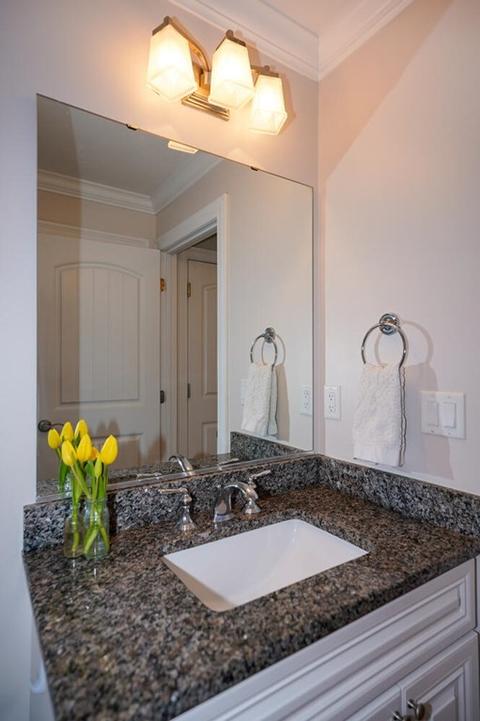 78 Mendon St, Upton, MA 01568 photo 14