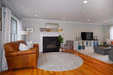 78 Mendon St, Upton, MA 01568 photo 9