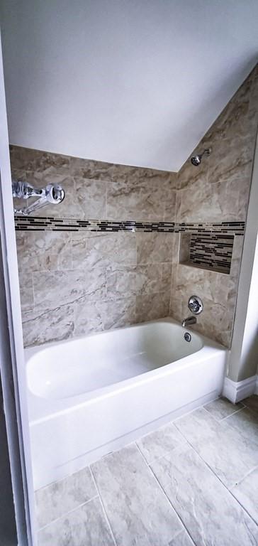 24 Crest St, Springfield, MA 01119 photo 9