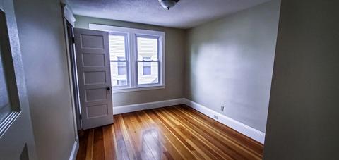 24 Crest St, Springfield, MA 01119 photo 10