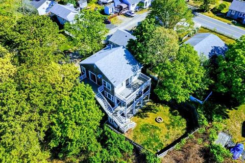 17 Fairbanks St, Wareham, MA 02571 photo 2