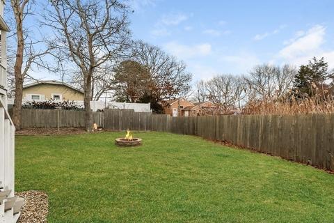 17 Fairbanks St, Wareham, MA 02571 photo 7