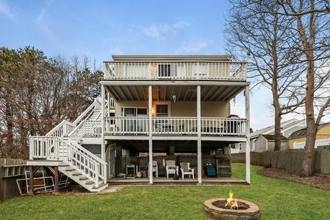 17 Fairbanks St, Wareham, MA 02571 photo 6