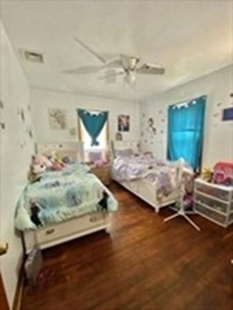 109 Lyons, Springfield, MA 01151 photo 10