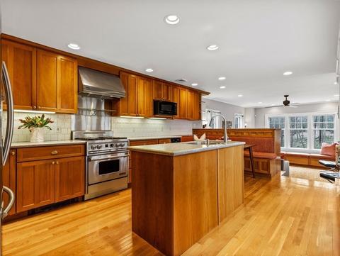 48 Hundreds Rd, Wellesley, MA 02481 photo 9