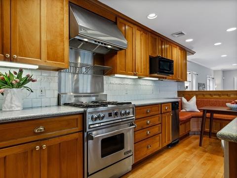 48 Hundreds Rd, Wellesley, MA 02481 photo 10