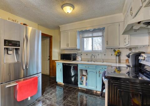 663 Allen St, Springfield, MA 01118 photo 5