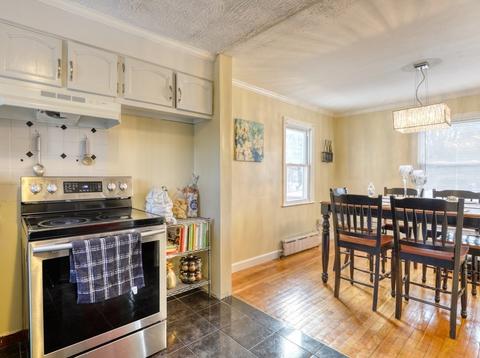 663 Allen St, Springfield, MA 01118 photo 4