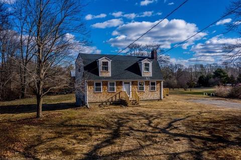 413 Hall St, Raynham, MA 02767 photo 1