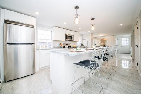 413 Hall St, Raynham, MA 02767 photo 4