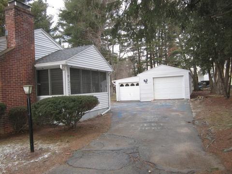 647 Parker St, Springfield, MA 01129 photo 4