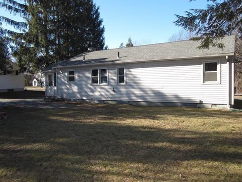 647 Parker St, Springfield, MA 01129 photo 33