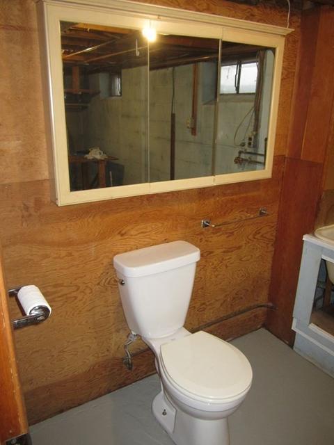 647 Parker St, Springfield, MA 01129 photo 31