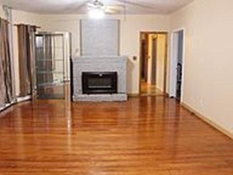 2 Chapin St, Worcester, MA 01604 photo 3