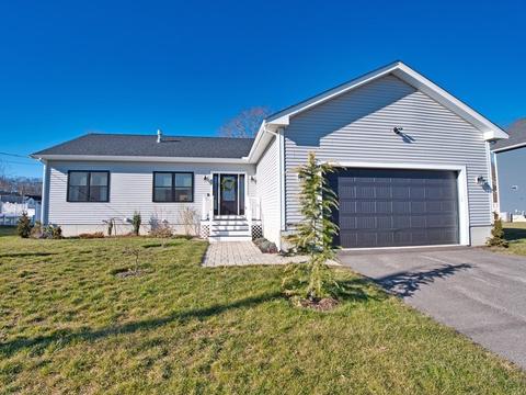 32 Theodore St, Fall River, MA 02722 photo 1