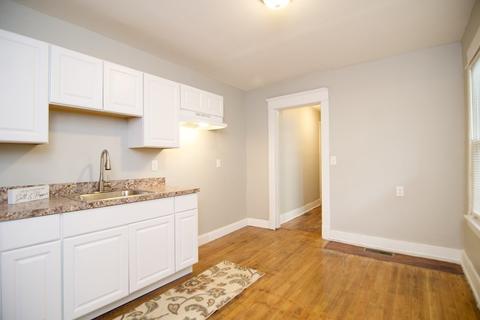 65 Maynard St, Springfield, MA 01109 photo 16