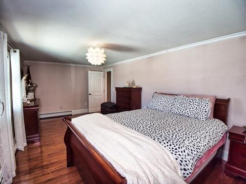 379 Bowen St, Fall River, MA 02724 photo 25
