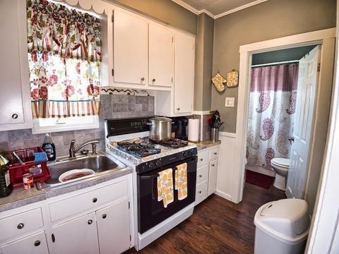 379 Bowen St, Fall River, MA 02724 photo 24