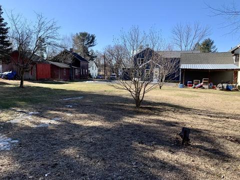 13 Pine St, Easthampton, MA 01027 photo 37