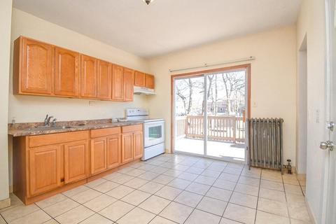 59 Terrence St, Springfield, MA 01109 photo 9