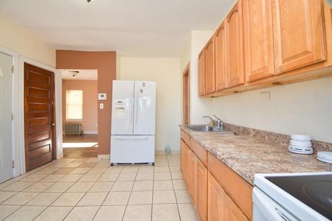 59 Terrence St, Springfield, MA 01109 photo 8