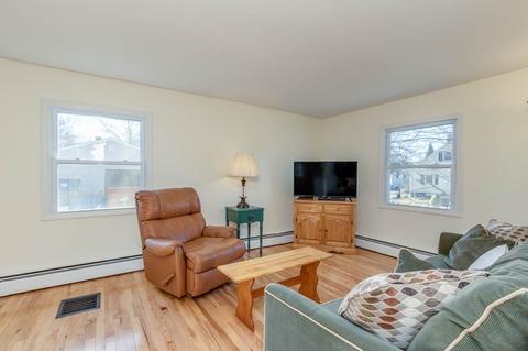 57 Westside Dr, Exeter, NH 03833 photo 5