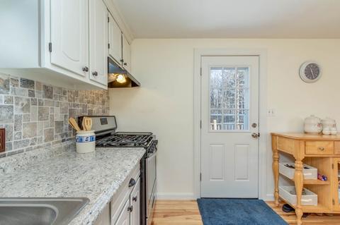 57 Westside Dr, Exeter, NH 03833 photo 15
