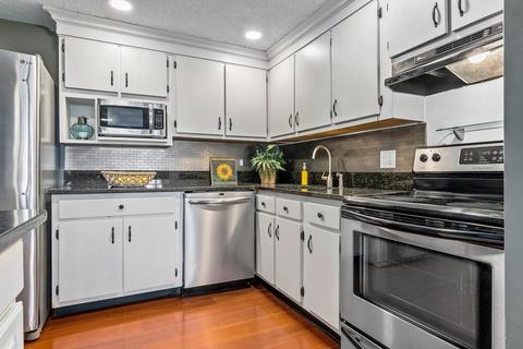 2 Mcdewell Ave #5, Danvers, MA 01923 photo 8