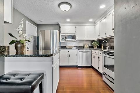 2 Mcdewell Ave #5, Danvers, MA 01923 photo 6