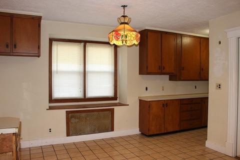 33 Warner St, Springfield, MA 01108 photo 19