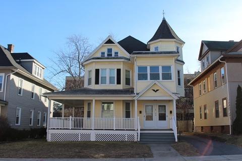 33 Warner St, Springfield, MA 01108 photo 2