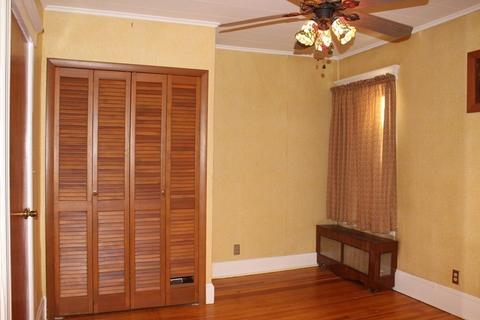33 Warner St, Springfield, MA 01108 photo 9