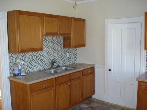 42 W Main St, Ware, MA 01082 photo 2
