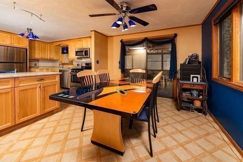 211 Hampton Rd, Sharon, MA 02067 photo 5
