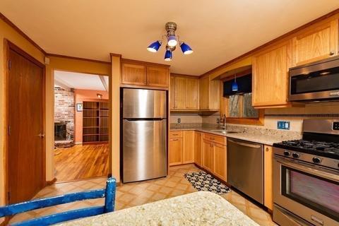 211 Hampton Rd, Sharon, MA 02067 photo 4