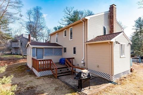 211 Hampton Rd, Sharon, MA 02067 photo 23