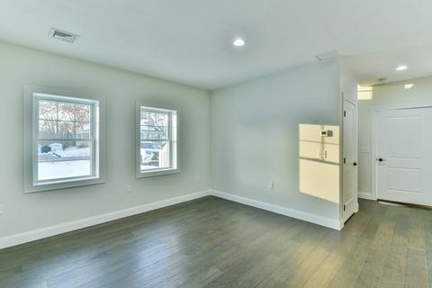 68 Ray St, Webster, MA 01570 photo 24