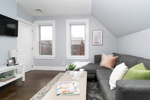 14 Ellington Rd #3, Somerville, MA 02144 photo 2