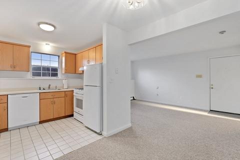 6 Venice St #D2, Danvers, MA 01923 photo 6
