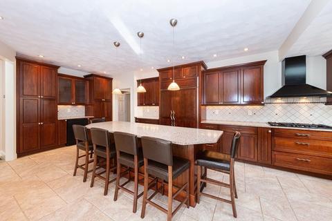 4 Emily Ln, Danvers, MA 01923 photo 9