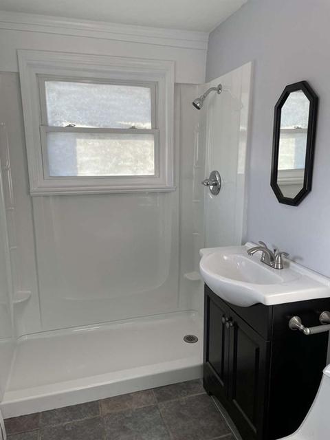 74 Cliffside Rd, Lowell, MA 01852 photo 9