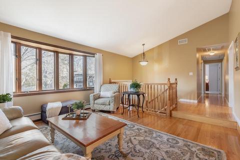 49 Riverside Dr, Reading, MA 01867 photo 7
