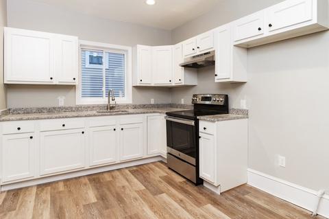 693 Walnut St, Fall River, MA 02720 photo 5