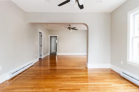 693 Walnut St, Fall River, MA 02720 photo 15