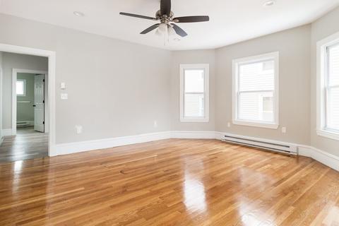 693 Walnut St, Fall River, MA 02720 photo 10