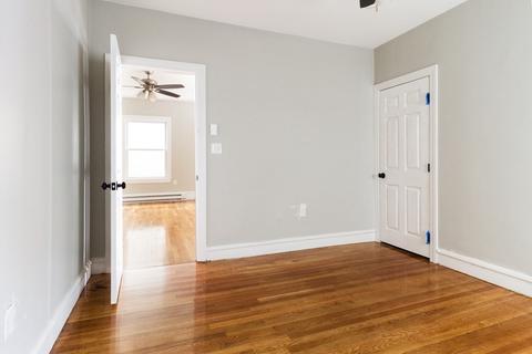 693 Walnut St, Fall River, MA 02720 photo 14