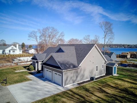 304 Line Rd, Fall River, MA 02721 photo 3