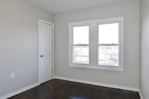 47 Dickinson St, Springfield, MA 01108 photo 28
