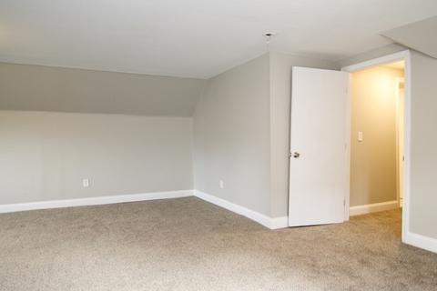 47 Dickinson St, Springfield, MA 01108 photo 38
